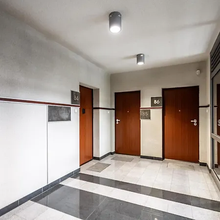 Shortstaypoland Grzegórzecka C6 *