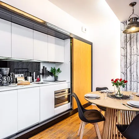 Shortstaypoland Grzegorzecka C6 *